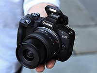 Hands on with the Canon EOS R50