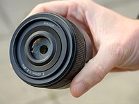 Hands-on with the Nikon Z 40mm F2